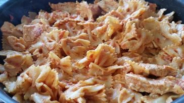 Farfalle crémeuses au poulet