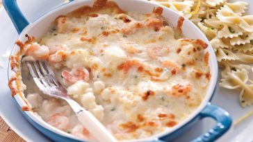 Gratin de crevettes, pétoncles et chou-fleur