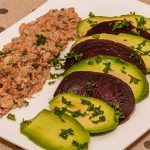 Salade d’avocat, betterave et thon