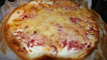 Tarte fine au munster