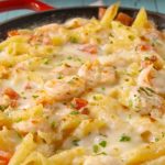 Casserole de crevettes à l’ail et à la sauce Alfredo