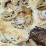 Escalopes de veau à la crème, aux champignons et au cognac