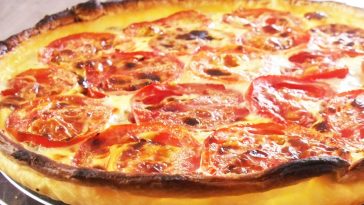 Tarte au thon, à la moutarde et aux tomates