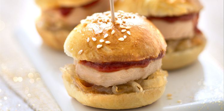 Mini-burgers maison au foie gras et chutney de figues
