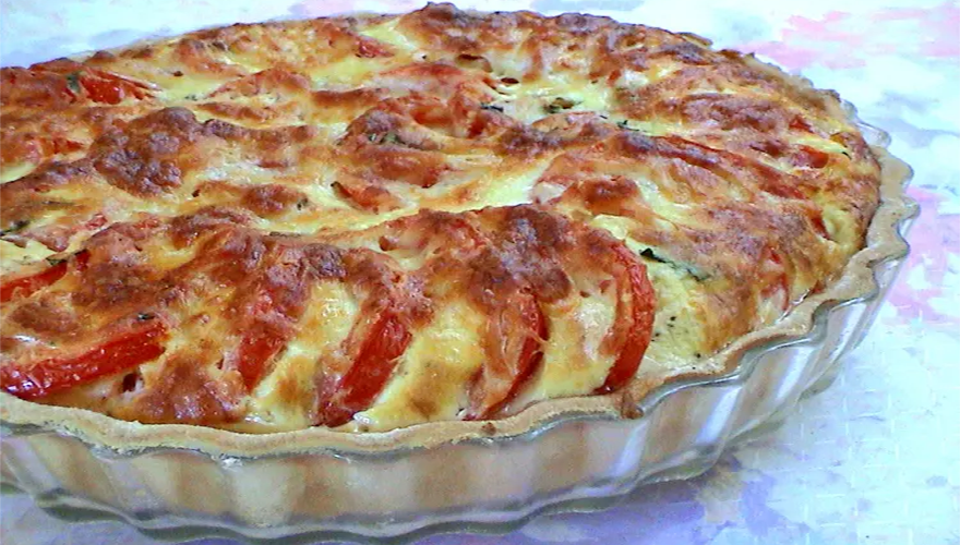 Tarte à la tomate et au basilic