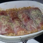 Roulé de pâte au jambon a la crème et aux champignons