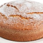 Gâteau au yaourt et aux pépites de chocolat blanc