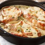 Côtelettes de porc et sauce ranch