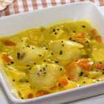 Blanquette de noix de St-Jacques au tofu et curcuma