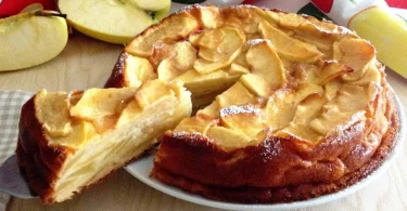 Gâteau invisible aux pommes et à la cannelle de Cyril Lignac