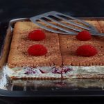 Gâteau de petits-beurre aux framboises desserts express