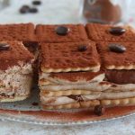Gâteau de biscuits crémeux au café et au Nutella
