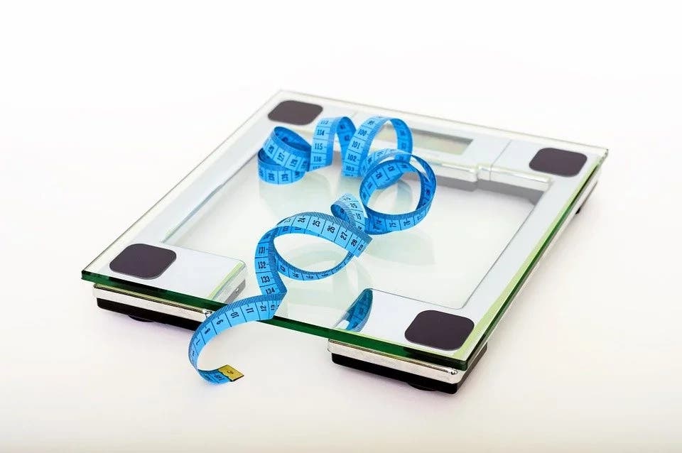 Calculer votre poids idéal selon votre âge, votre morphologie et votre taille