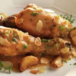 Poulet fermier en pepitoria aux champignons