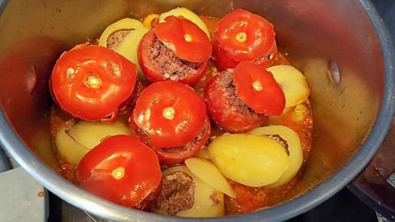 Tomates et pommes de terre farcies en cocotte