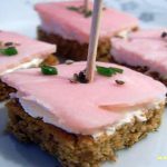 Pain d'épices croustillants au poivre (apéro sucré-salé)