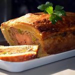 Pâté de canard en croûte, au foie gras et à l'armagnac