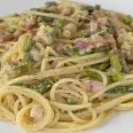 Recette de spaghetti à la carbonara aux asperges