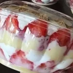 Dessert de Fraises à la Crème Parfait pour l'Été